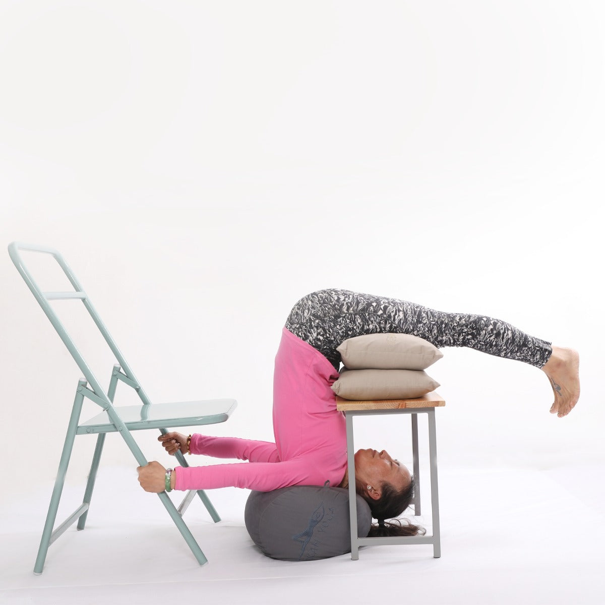 Trikonasana Stool 24
